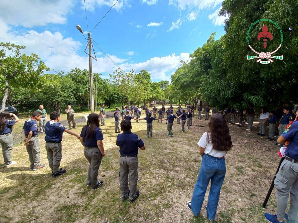 Abertura e hasteamento das bandeiras