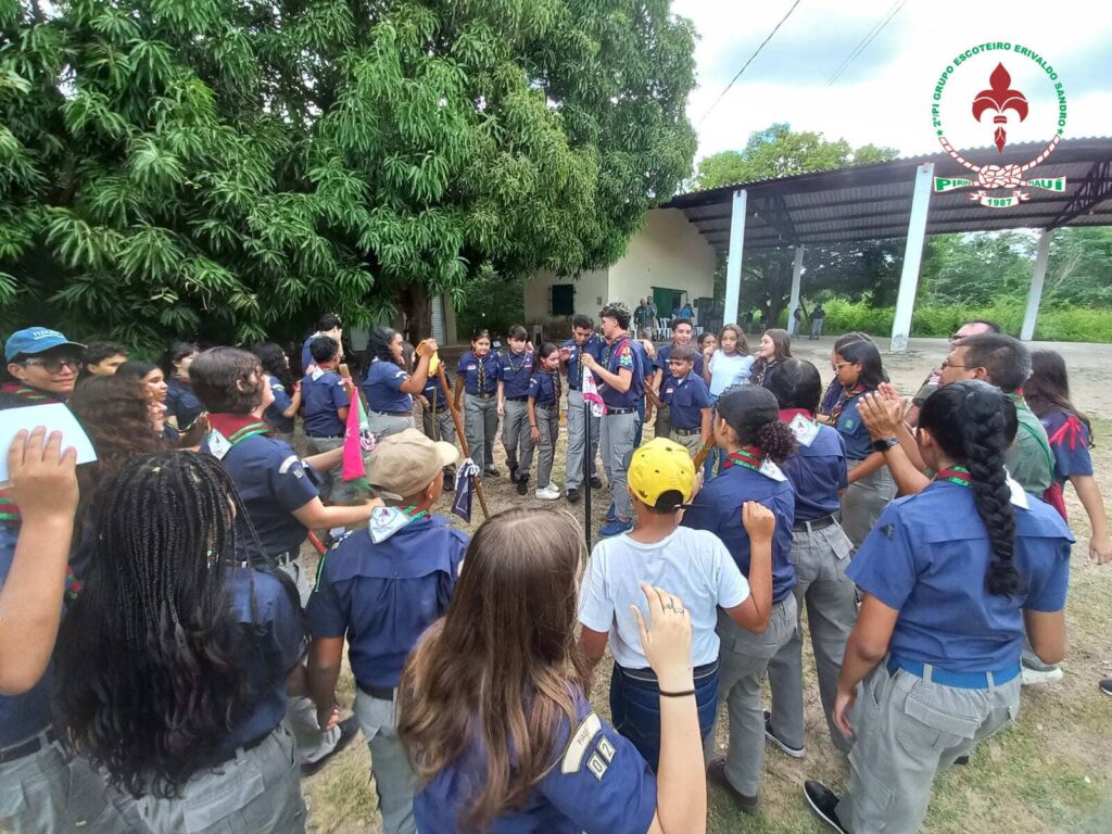 Reuniao para grito de grupo